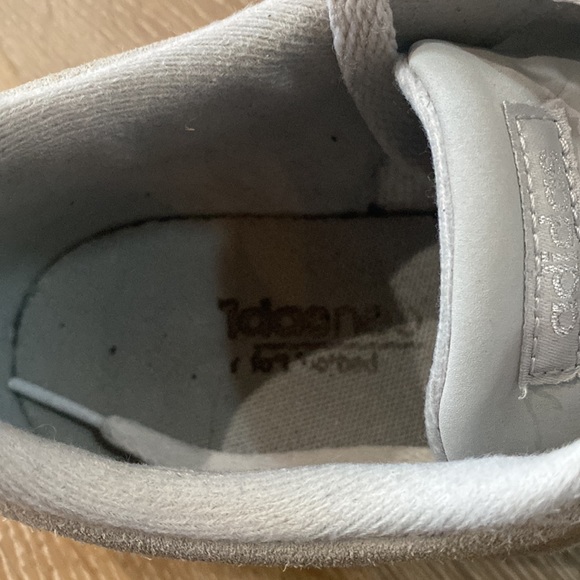 Adidas Suede Court Style Sneakers - Picture 9 of 9